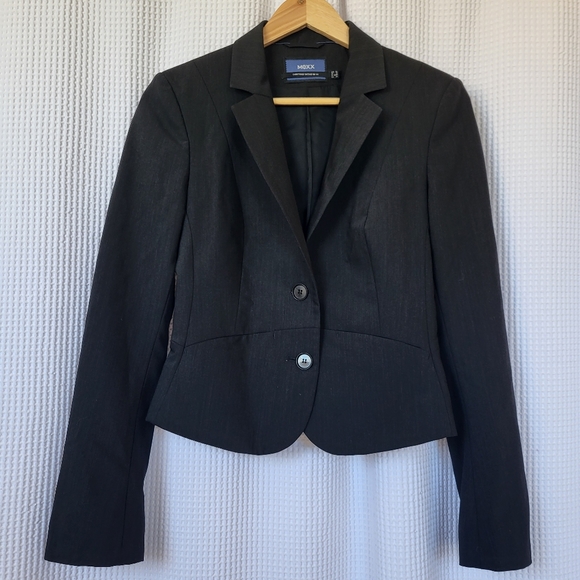 Mexx skirt and blazer with curved seam details, summer weight, charcoal, sz 4/6 - Picture 1 of 8